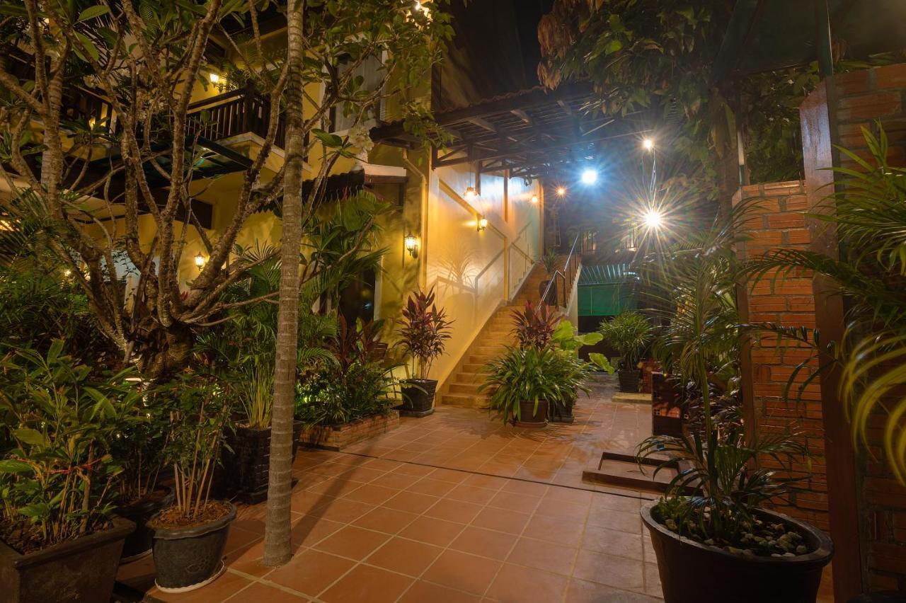Hotel Ravady D'Angkor à Siem Reap Extérieur photo
